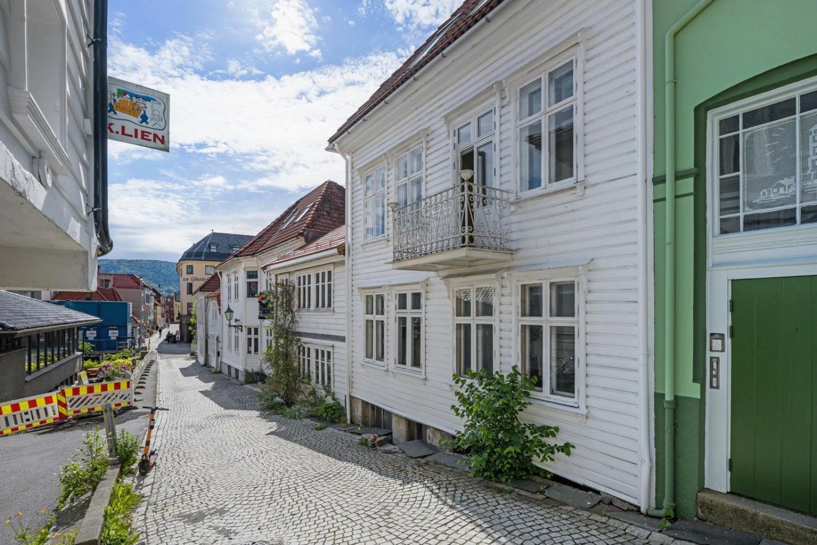 2024 Renovated Luxury Penthouse! Up To 9 Guests! Apartment Bergen Exterior photo